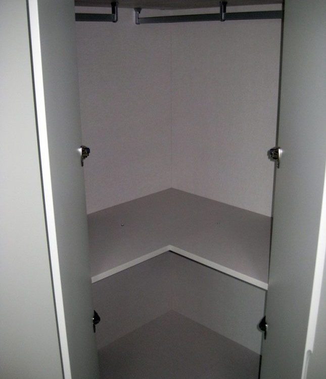 armario con disposicion en l