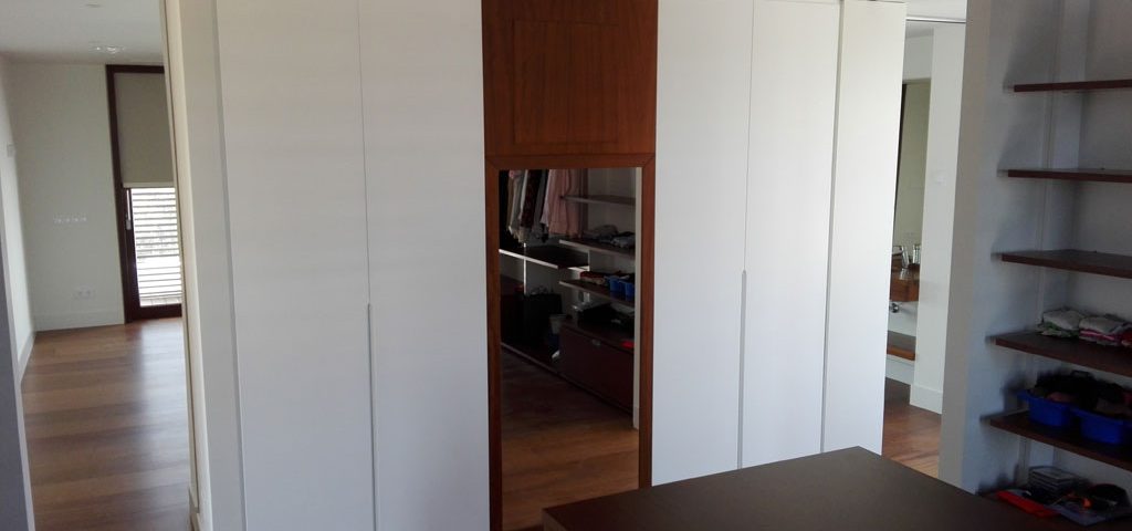 Armario cuatro hojas blanco