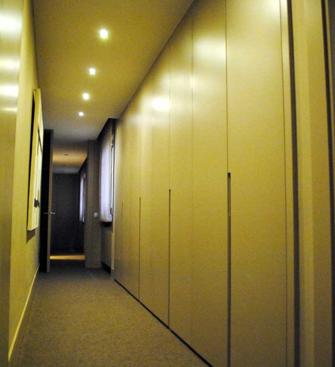 Armarios roperos para pasillo sin tiradores