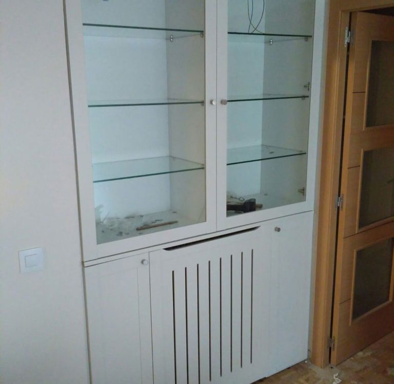 Vitrina para salón comedor blanca